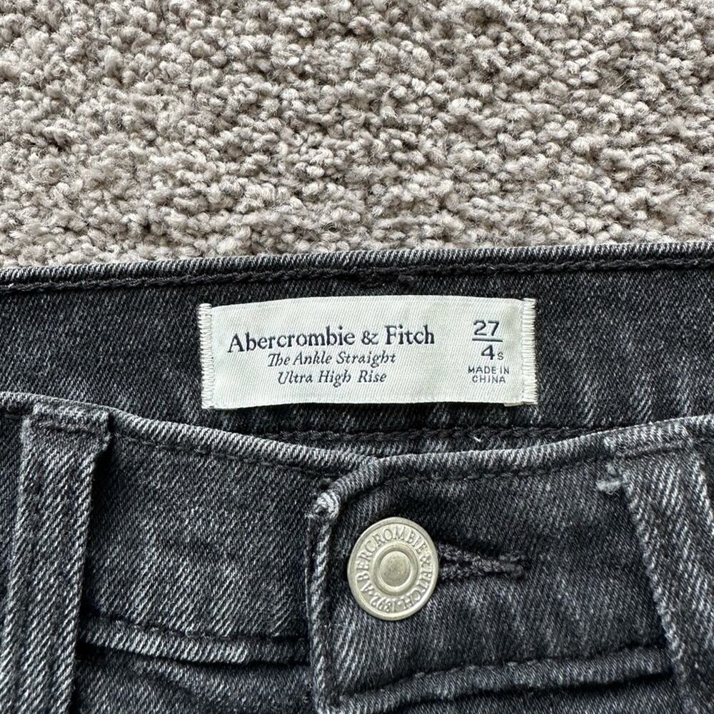 Abercrombie Ultra High Rise Ankle Straight Jeans - Picture 3 of 7